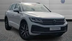 White Used 2024 VW Touareg Elegance SUV | £52,959 (Fair price)