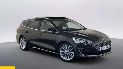 Used Ford Focus Vignale 150 HP (110 kW) 2019 Mauve/purple Estate