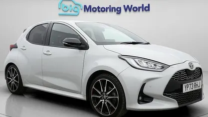 Second-hand Toyota Yaris Hybrid Sport 116 CP (85 kW) 2023 Hatchback