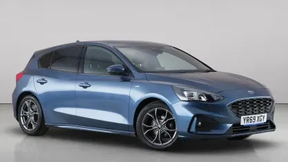 Used Ford Focus ST-Line 125 HP (91 kW) 2019 Blue Hatchback