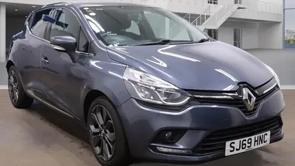 Used Renault Clio IV Iconic 90 HP (66 kW) 2019 Hatchback