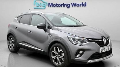 Używany Renault Captur Version S 140 KM (102 kW) 2021 Szary SUV