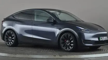Usado Tesla Model Y Performance 392 kW (534 HP) 2023 Cinzento SUV
