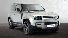 Used 2025 Land Rover Defender HSE Dynamic SUV | £59,995 (Super price)