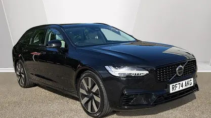 Used Volvo V90 Plus 350 HP (257 kW) 2025 Estate