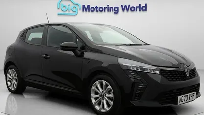 Used 2025 Renault Clio V Evolution Hatchback | £12,600 (Super price)
