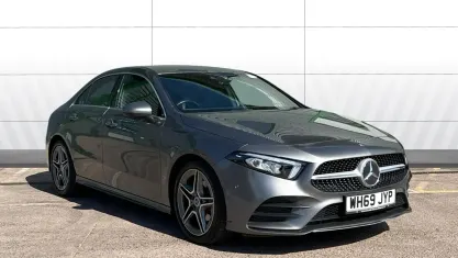 Używany Mercedes A200 AMG Line Premium 163 KM (119 kW) 2019 Szary Sedan/Limuzyna