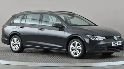 Used VW Golf VIII Life 116 HP (85 kW) 2023 Grey Estate