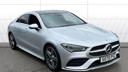 Begagnad Mercedes CLA180 AMG Line Premium Plus 136 HK (100 kW) 2022 Sedan