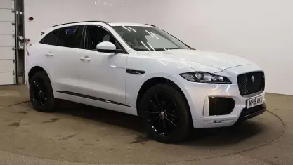 Used Jaguar F-Pace Chequered Flag 180 HP (132 kW) 2019 White SUV