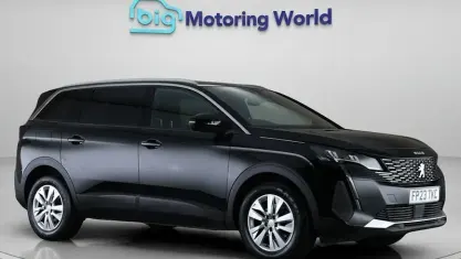 Used Peugeot 5008 Allure+ 131 HP (96 kW) 2023 Black SUV