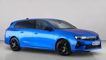 Used Vauxhall Astra S 131 HP (96 kW) 2023 Blue Estate