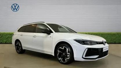 Used VW Passat R-line 272 HP (200 kW) 2025 White Estate