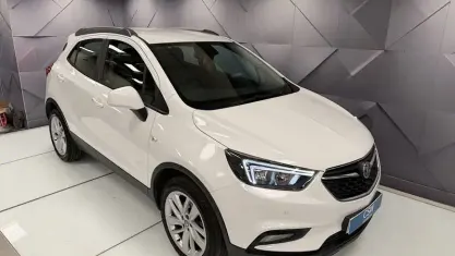 Used Vauxhall Mokka Design Edition 140 HP (102 kW) 2017 White SUV