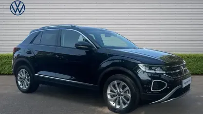 Used VW T-Roc Style 150 HP (110 kW) 2025 Black SUV