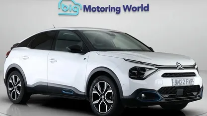 Used Citroën e-C4 Shine 100 kW (136 HP) 2022 White Hatchback