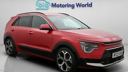 Used Kia Niro 141 HP (103 kW) 2023 Red SUV