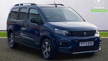 Używany Peugeot Rifter GT 131 KM (96 kW) 2022 Niebieski Minivan