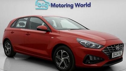 Second-hand Hyundai i30 SE 120 CP (88 kW) 2024 Hatchback
