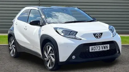 Used Toyota Aygo X 72 HP (52 kW) 2023 White SUV