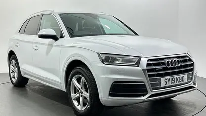 White Used 2019 Audi Q5 Sport SUV | £20,165 (Good price)