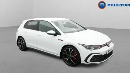Begagnad VW Golf VIII GTI 245 HK (180 kW) 2024 Vit Halvkombi