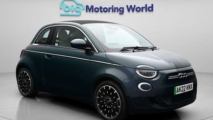 Usado Fiat 500e La Prima 86 kW (118 HP) 2022 Verde Cabrios