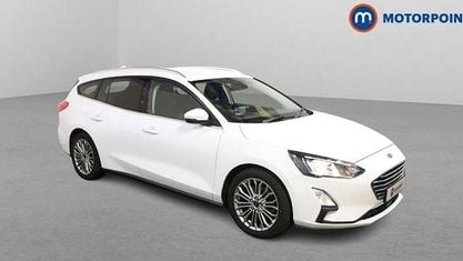 Usado Ford Focus Titanium X 125 CV (91 kW) 2019 Blanco Familiar