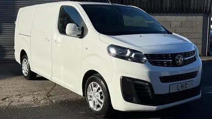 Used 2022 Vauxhall Vivaro Sportive MPV | £11,290 (Good price)