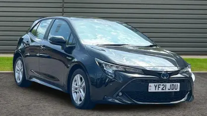 Used Toyota Corolla 122 HP (89 kW) 2021 Black Hatchback
