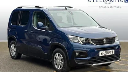 Used Peugeot Rifter Allure 102 HP (75 kW) 2023 MPV