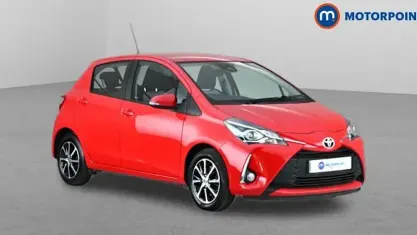 Used Toyota Yaris 111 HP (81 kW) 2018 Red Hatchback