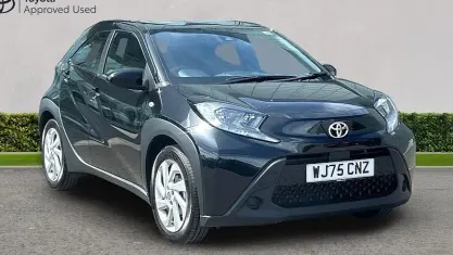 Used Toyota Aygo X PURE 72 HP (52 kW) 2025 Eclipse black SUV