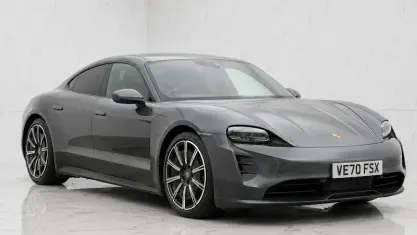 Usado Porsche Taycan 419 kW (571 HP) 2023 Sedan