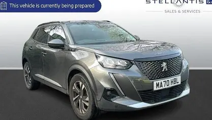 Used Peugeot 2008 Allure Premium 101 HP (74 kW) 2022 SUV