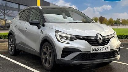 Używany Renault Captur R.S. 140 KM (102 kW) 2022 Szary SUV