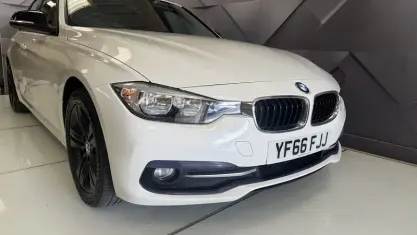 Used BMW 318 Sport Line 136 HP (100 kW) 2016 White Sedan