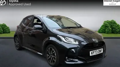 Usado Toyota Yaris Hybrid Design 116 HP (85 kW) 2026 Citadino