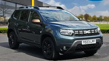 Used Dacia Duster Extreme 150 HP (110 kW) 2023 Green SUV