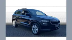 Black New 2025 Skoda Karoq SE SUV | £26,327 (Super price)