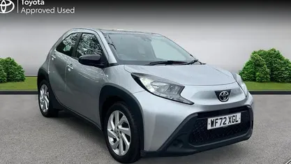 Used Toyota Aygo X PURE 72 HP (52 kW) 2024 SUV
