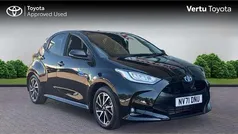 Black Used 2021 Toyota Yaris Hybrid Design Hatchback | £17,647 (Fair price)