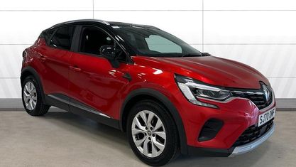 Używany Renault Captur Iconic 101 KM (74 kW) 2020 Other SUV