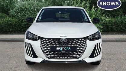 Usado Peugeot 208 Allure 101 CV (74 kW) 2024 Blanco Utilitario