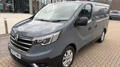 Used 2022 Renault Trafic MPV | £17,990 (Fair price)