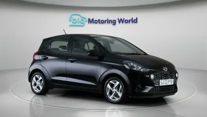 Used Hyundai i10 SE 67 HP (49 kW) 2022 Black Hatchback