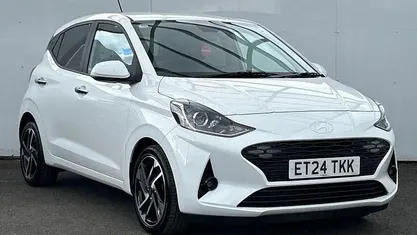 Used 2026 Hyundai i10 Premium Hatchback | £14,101 (Good price)
