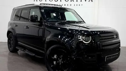 Begagnad Land Rover Defender SE Dynamic 404 HK (297 kW) 2023 SUV