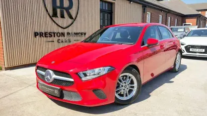 Usado Mercedes A180 SE 136 HP (100 kW) 2021 Citadino