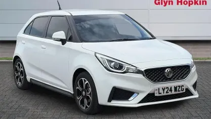 Used MG MG3 Exclusive 106 HP (77 kW) 2024 White Hatchback